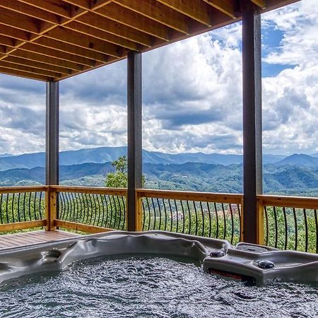 Star Of The Summit, Private Indoor Pool, Amazing Views, 1089 Free Tickets Each Paid Day, Dollywood Villa Sevierville Ngoại thất bức ảnh