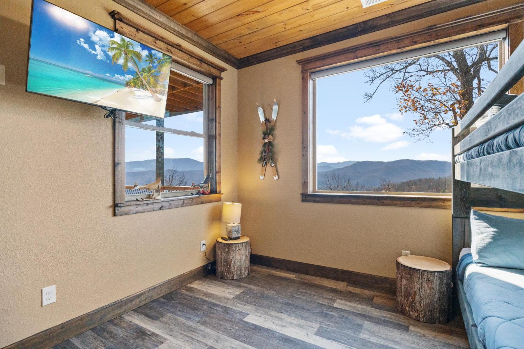 Star Of The Summit, Private Indoor Pool, Amazing Views, 1089 Free Tickets Each Paid Day, Dollywood Villa Sevierville Ngoại thất bức ảnh